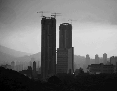 Caracas — torres al atardecer